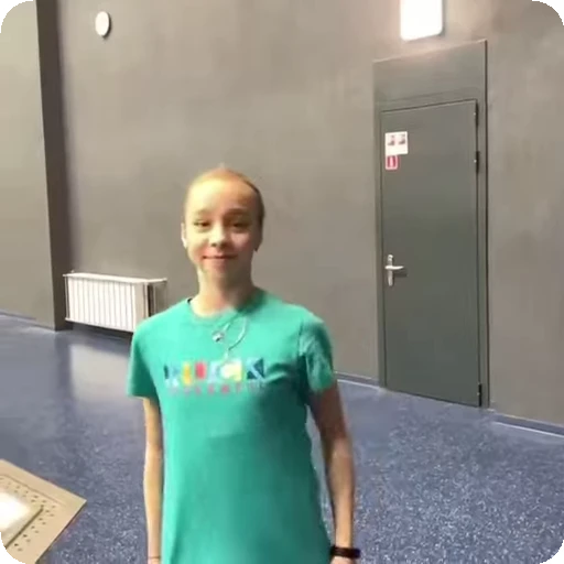 🌟 Стикер «Алиса Двоеглазова» для Telegram