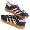 🤩 Эмодзи «Кроссовки Adidas» для Telegram