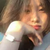 🤨 Эмодзи «Asian Girls 𐀔» для Telegram