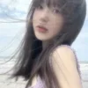 😶 Эмодзи «Asian Girls 𐀔» для Telegram