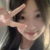 ✌️ Эмодзи «Asian Girls 𐀔» для Telegram