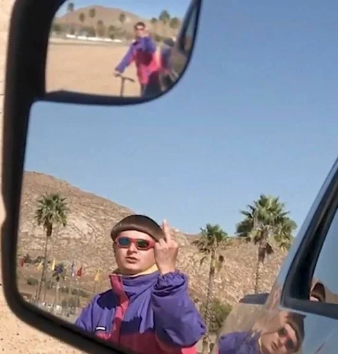 😜 Стикер «Oliver Tree» для Telegram