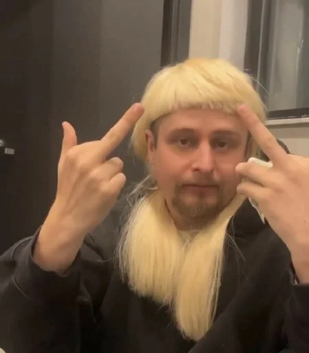 🖕 Стикер «Oliver Tree» для Telegram