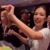 🥂 Эмодзи «🥂 blackpink» для Telegram