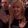 🥂 Эмодзи «🥂 blackpink» для Telegram