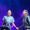🥂 Эмодзи «🥂 blackpink» для Telegram