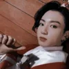 😊 Эмодзи «Новогодний К» для Telegram