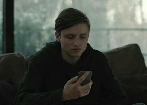 🔗 Стикер «Netflix Dark» для Telegram
