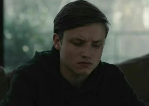 ⚖ Стикер «Netflix Dark» для Telegram