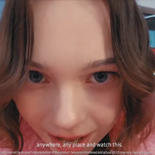 🤩 Стикер «Emma Myers Samsung» для Telegram