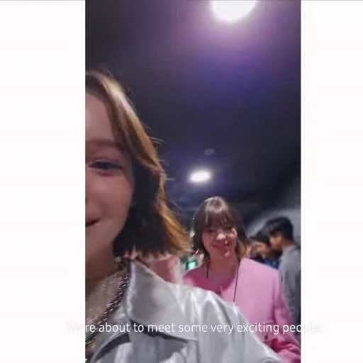 🤩 Стикер «Emma Myers Samsung» для Telegram