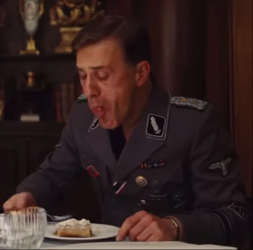 🍮 Стикер «Hans Landa» для Telegram