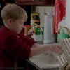 🍽 Эмодзи «Один дома» для Telegram
