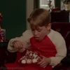 🍨 Эмодзи «Один дома» для Telegram