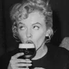 🌟 Эмодзи «Marilyn Monroe» для Telegram