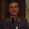 😏 Эмодзи «Бесславные ублюдки» для Telegram