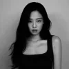 🤩 Эмодзи «Jennie ー» для Telegram