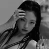 🤩 Эмодзи «Jennie ー» для Telegram