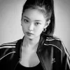 🤩 Эмодзи «Jennie ー» для Telegram