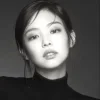 🤩 Эмодзи «Jennie ー» для Telegram