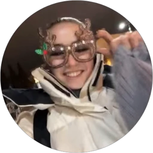 🦌 Стикер «Kamila Chat Stickers» для Telegram