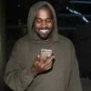 😐 Эмодзи «'Kanye West» для Telegram