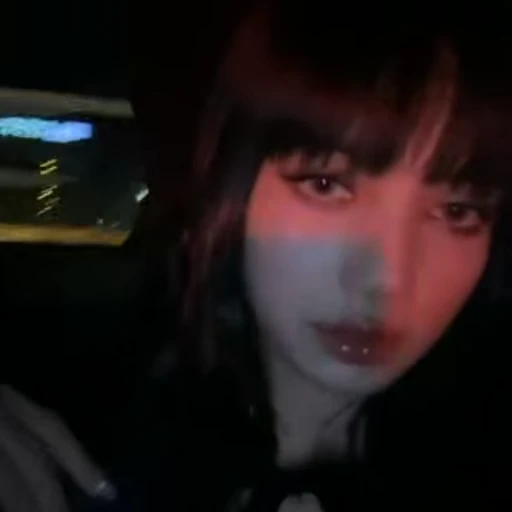 😏 Стикер «Lalalisa» для Telegram