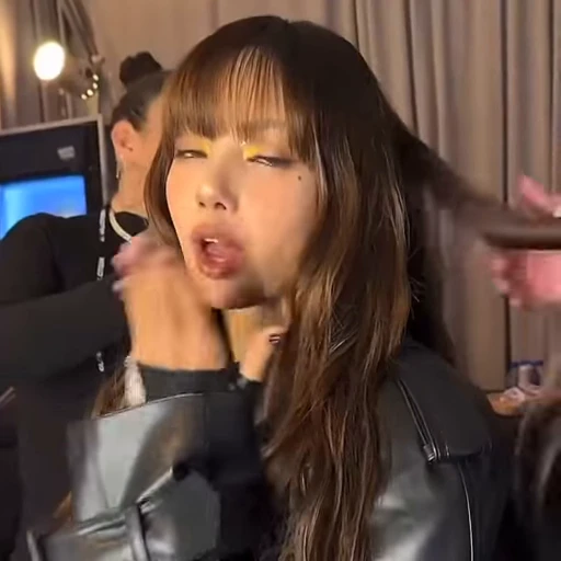 🩷 Стикер «Lalalisa» для Telegram