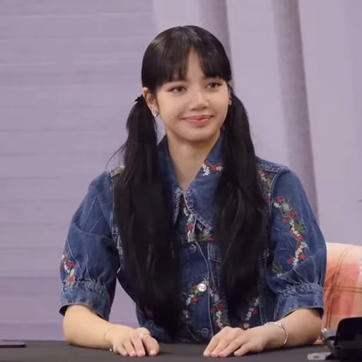 🤩 Стикер «Lalalisa» для Telegram