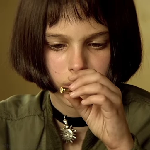😒 Стикер «Leon Леон» для Telegram