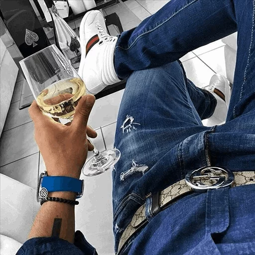 🍷 Стикер «.•° SHARAB °•. ]» для Telegram