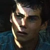 😔 Эмодзи «ᴛʜᴇ ᴍᴀᴢᴇ Ʀᴜɴɴᴇʀ» для Telegram