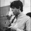 😒 Эмодзи «Paul In My» для Telegram