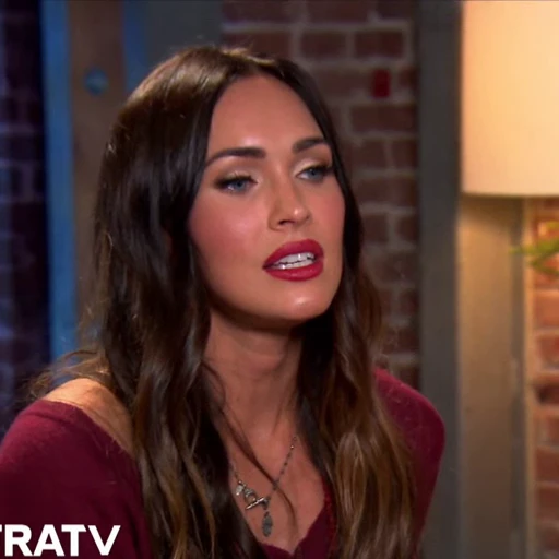 🤩 Стикер «Megan Fox» для Telegram