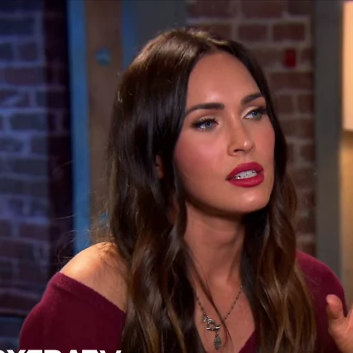 🤩 Стикер «Megan Fox» для Telegram