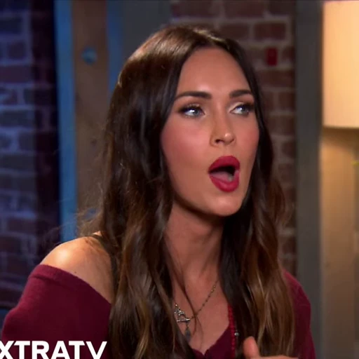 🤩 Стикер «Megan Fox» для Telegram