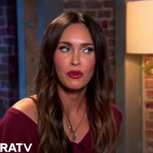 🤩 Стикер «Megan Fox» для Telegram