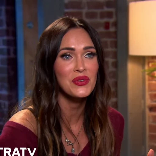 🤩 Стикер «Megan Fox» для Telegram