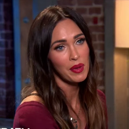 🤩 Стикер «Megan Fox» для Telegram