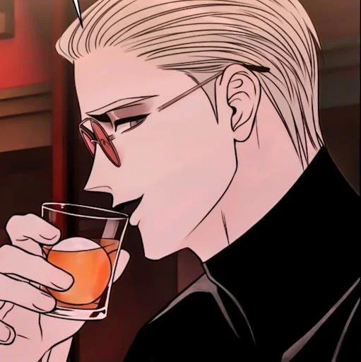 🥃 Стикер «🍷🍦 𝕸𝖔𝖔𝖓𝖘𝖙𝖗𝖚𝖈𝖐» для Telegram