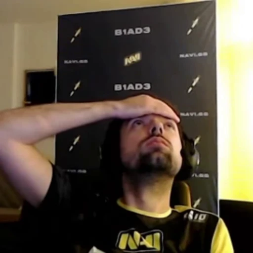 🫣 Стикер «Natus Vincere» для Telegram