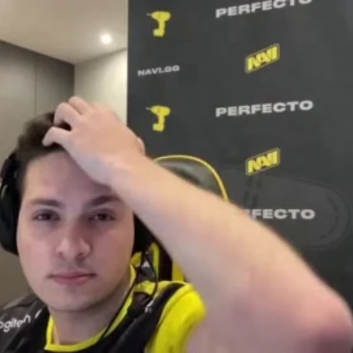 🪞 Стикер «Natus Vincere» для Telegram