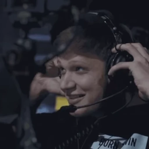 👂 Стикер «Natus Vincere» для Telegram