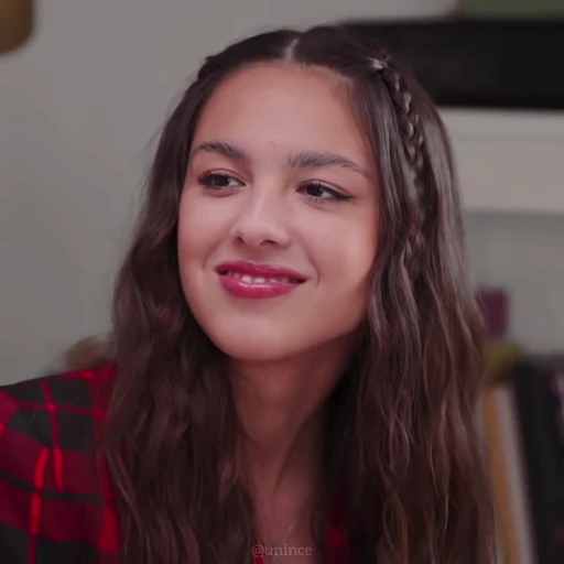 💜 Стикер «Olivia Rodrigo» для Telegram