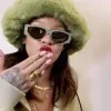 🤍 Эмодзи «Rihanna Еще Эмодзи» для Telegram