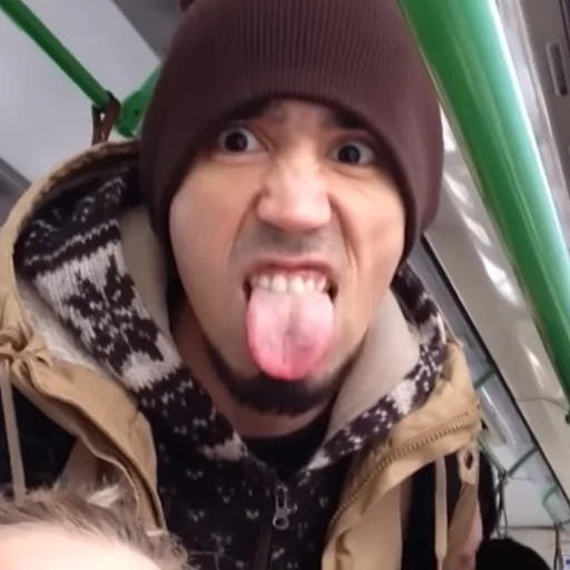 😛 Стикер «2rbina2rrista» для Telegram