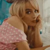 🤩 Эмодзи «Sabrina Carpenter Еще» для Telegram