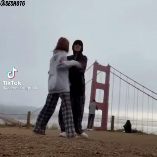 😊 Стикер «بقیه استیکرها تو چنل» для Telegram