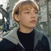 😒 Эмодзи «😏 Видео набор эмоджи по фильму «Сёстры»» для Telegram