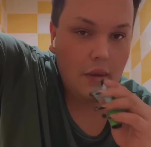 🚬 Стикер «Синяк» для Telegram